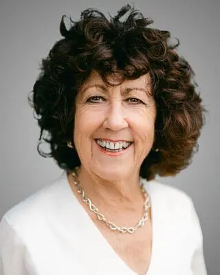 Adriana Donofrio, real estate agent in Glendora