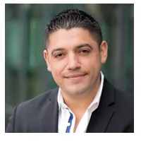 Julio Aguilar, real estate agent in Nuevo