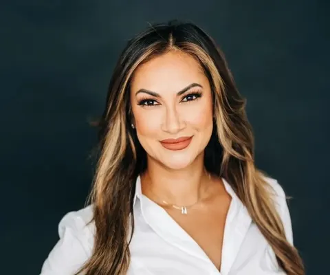 Fulvia Garcia, real estate agent in Corona