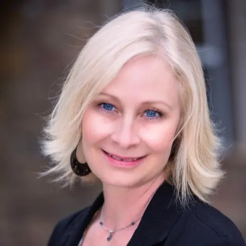 Becki Wheeler, real estate agent in Big Bear Lake