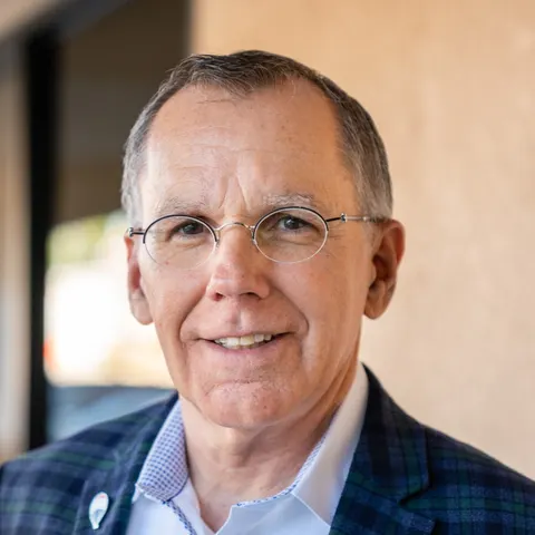 Robert Graf, real estate agent in Northridge