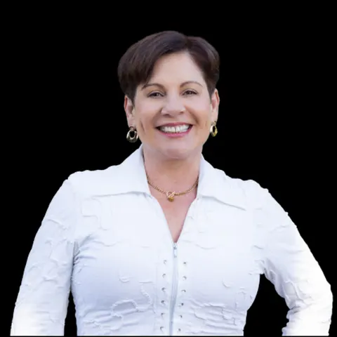 Millie Alvarez, real estate agent in Alhambra