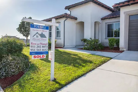 Rose Beltran, real estate agent in Eastvale