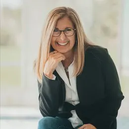 Emily Papavero, real estate agent in Eastvale