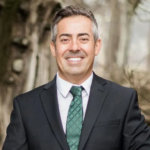 Daniel Maciel, real estate agent in Hilmar