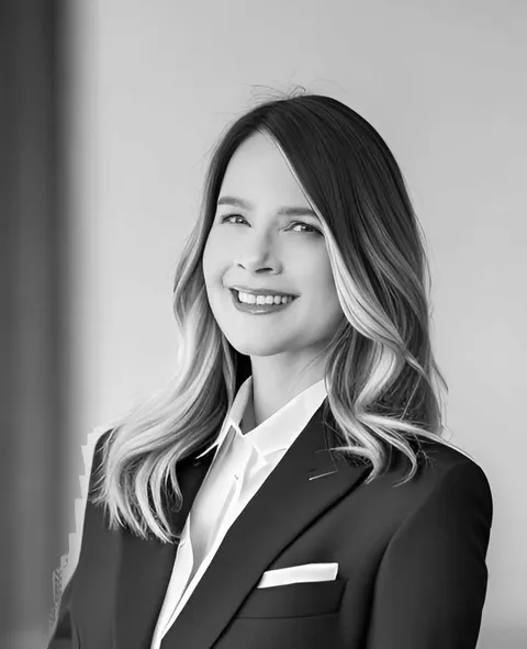 Julie Mansfield, real estate agent in Anaheim