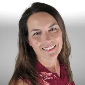 Tamara Landers, real estate agent in Oroville