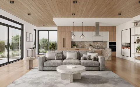 Tina Tang, real estate agent in Fullerton