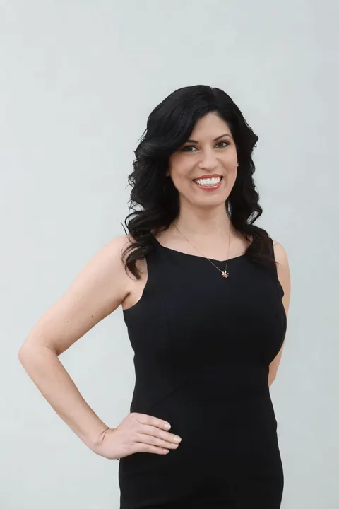 Shannon Stella, real estate agent in Yorba Linda