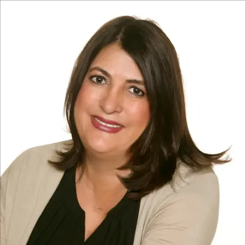 Mary Ann Azzolina, real estate agent in Laguna Niguel
