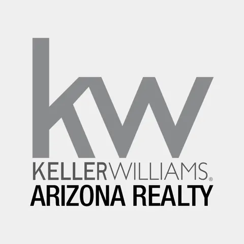 Lynzie Powell, real estate agent in Torrance