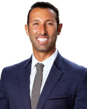 Cameron Samimi, real estate agent in Los Angeles