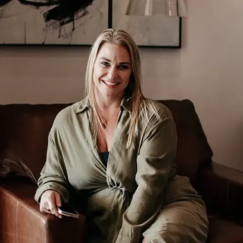 Cheryl Medeiros, real estate agent in San Luis Obispo