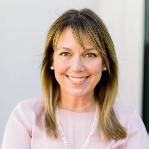 Lisa Combs, real estate agent in San Luis Obispo
