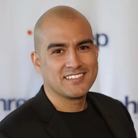 Samuel Contreras, real estate agent in Palmdale