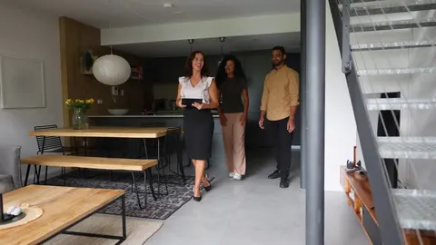 Travon Smith, real estate agent in Victorville