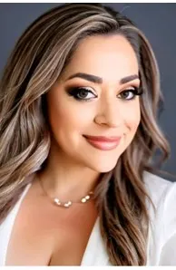 Lydia Ugalde, real estate agent in Hemet
