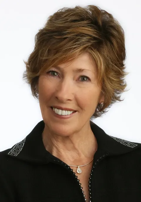 Jennifer Pritchett, real estate agent in Costa Mesa
